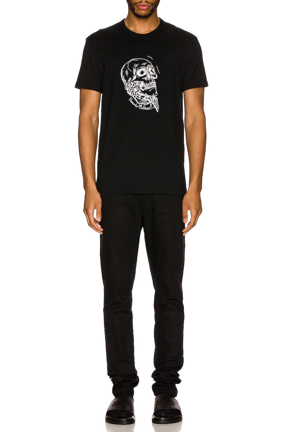 alexander mcqueen skull t恤 – black & white | fwrd