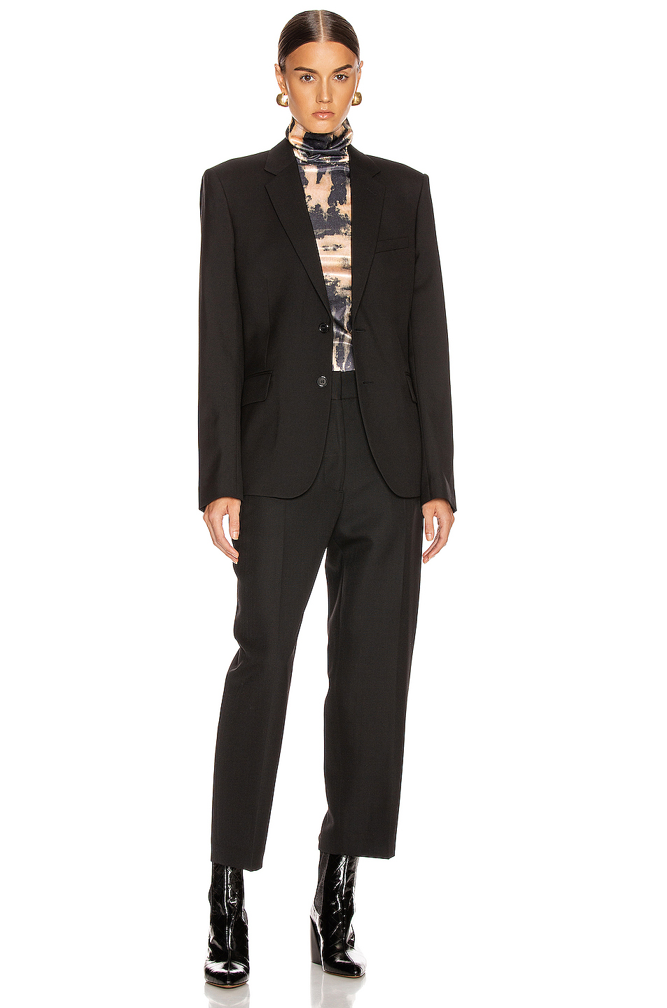 two button gabardine 西装