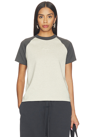 SIGNATURE T恤 Fear of God ESSENTIALS